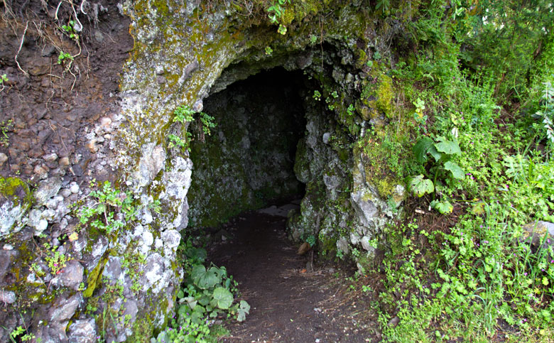 Tunnel am Wasserkanal